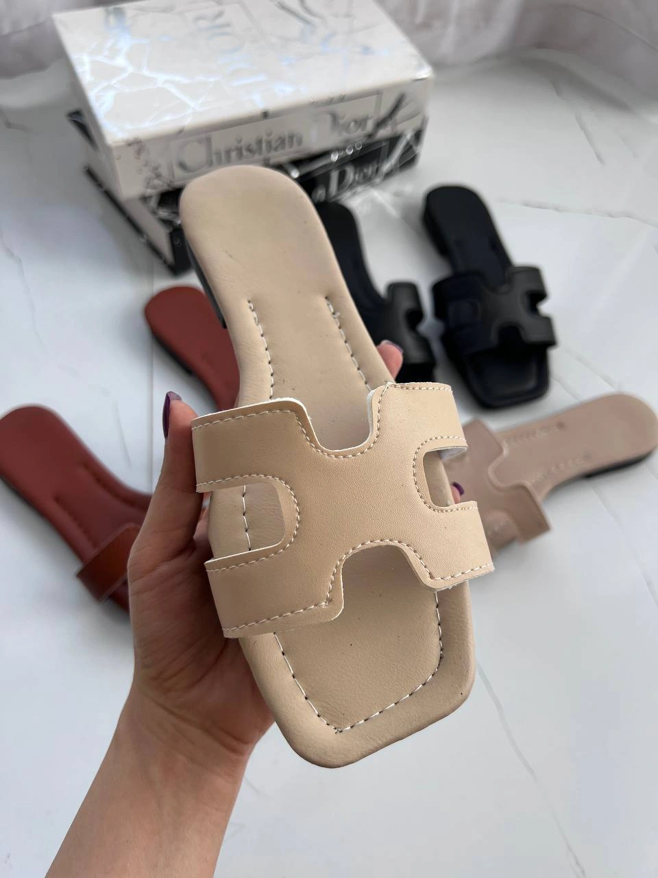 اسلیپر هرمس ، مدل دیبا