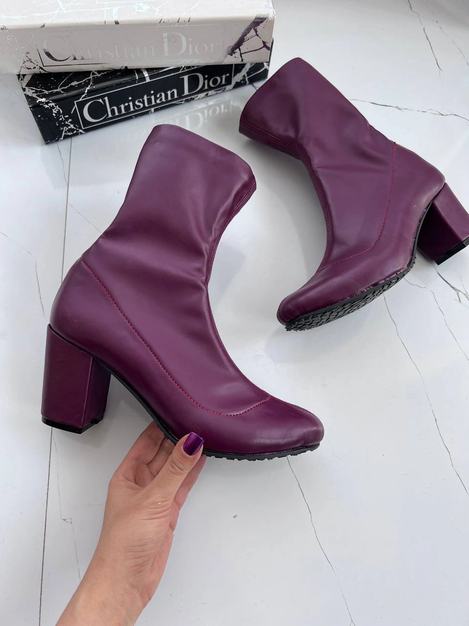 نیمبوت جورابی پنجه گرد ، مدل آیدا