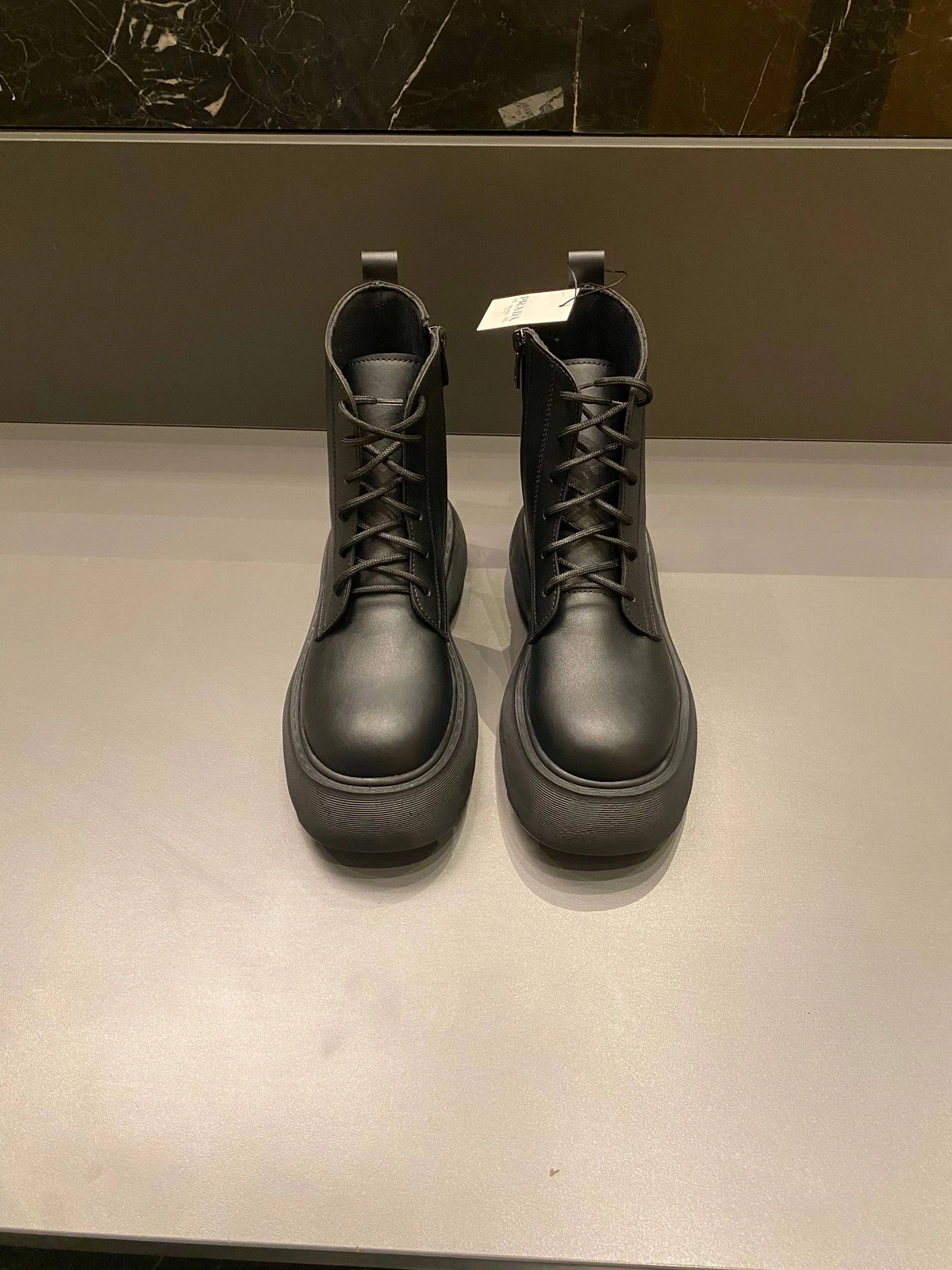 نیمبوت کنار زیپ ، مدل ایپک