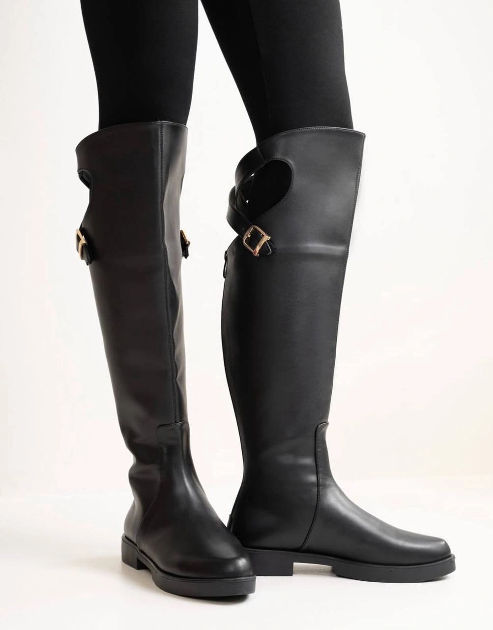 بوت ، مدل پشت سگک دار