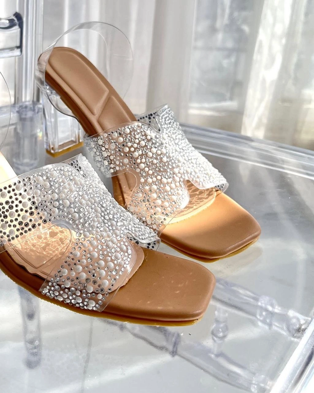 صندل طلقی ، مدل افرا پاشنه بلند