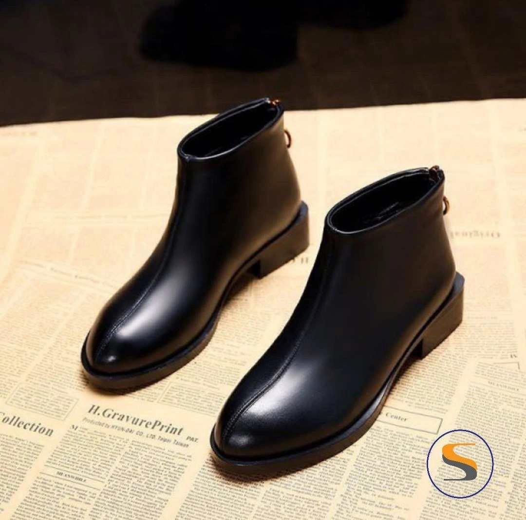 نیمبوت دو طرف کش ، مدل دیلان