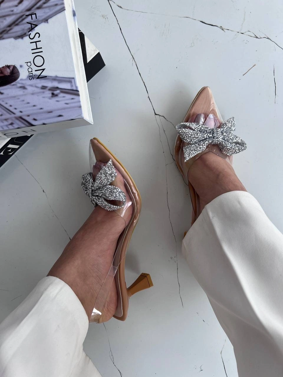 کفش طلقی پشت باز ، مدل نیلان