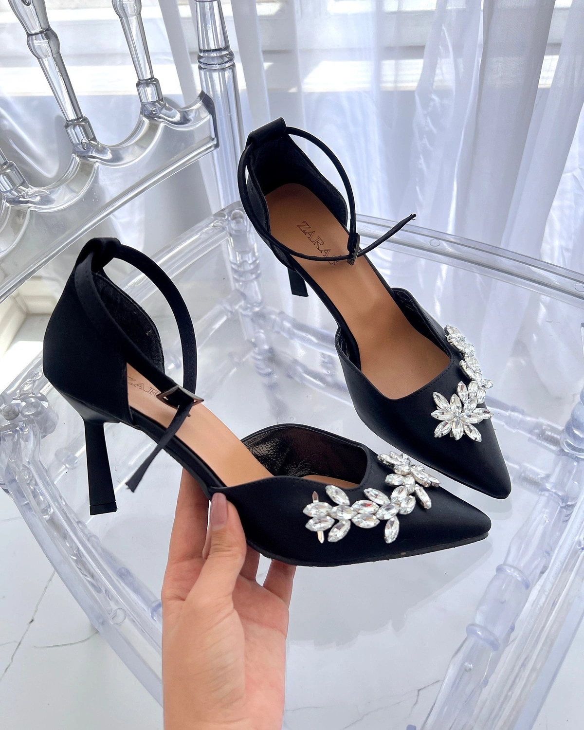 کفش طلقی نگین پروانه ، مدل جیران