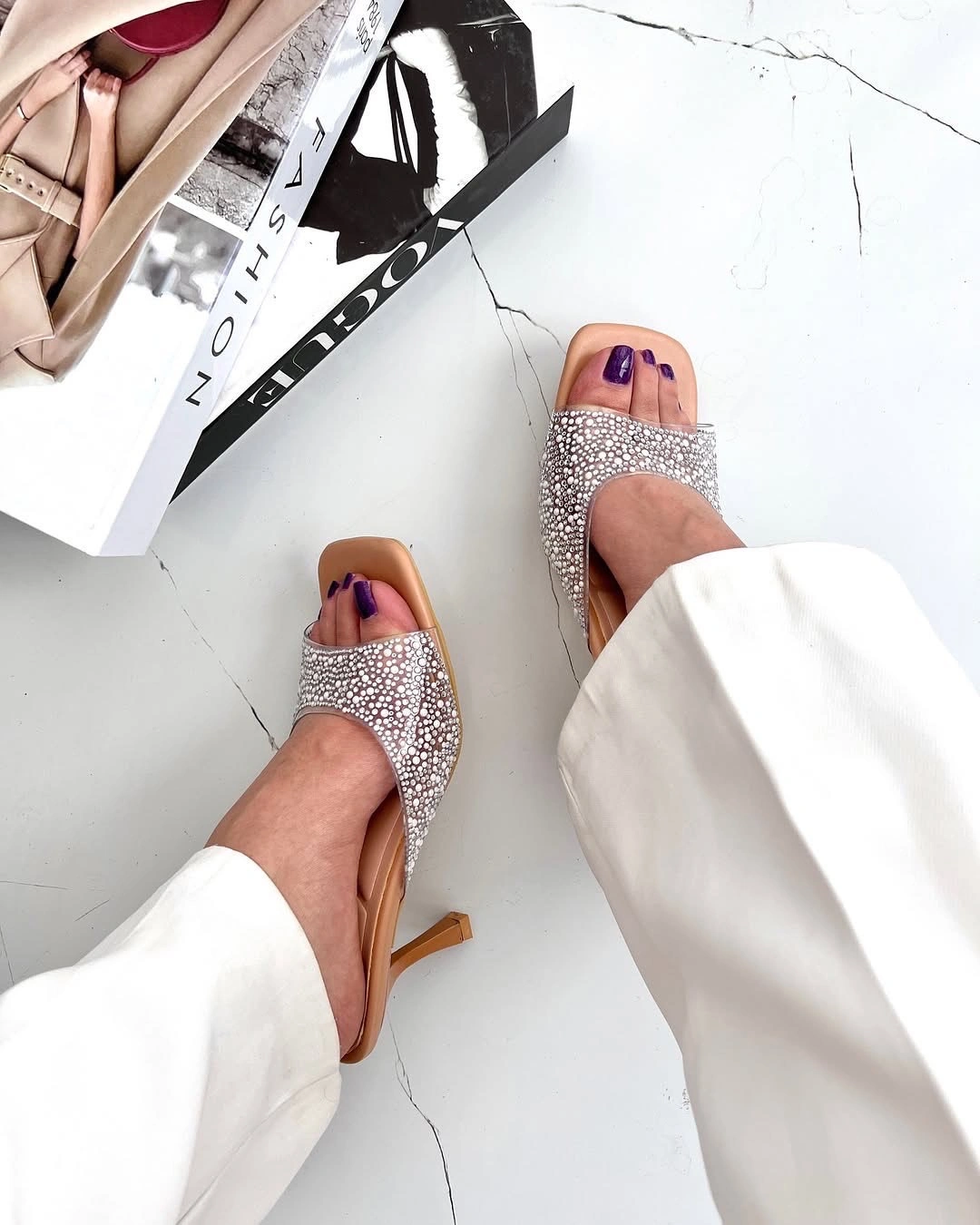 کفش طلقی نگین پروانه ، مدل جیران