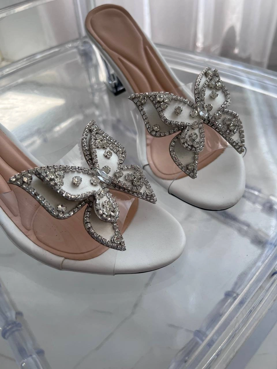 کفش طلقی نگین V ، مدل آشیتا