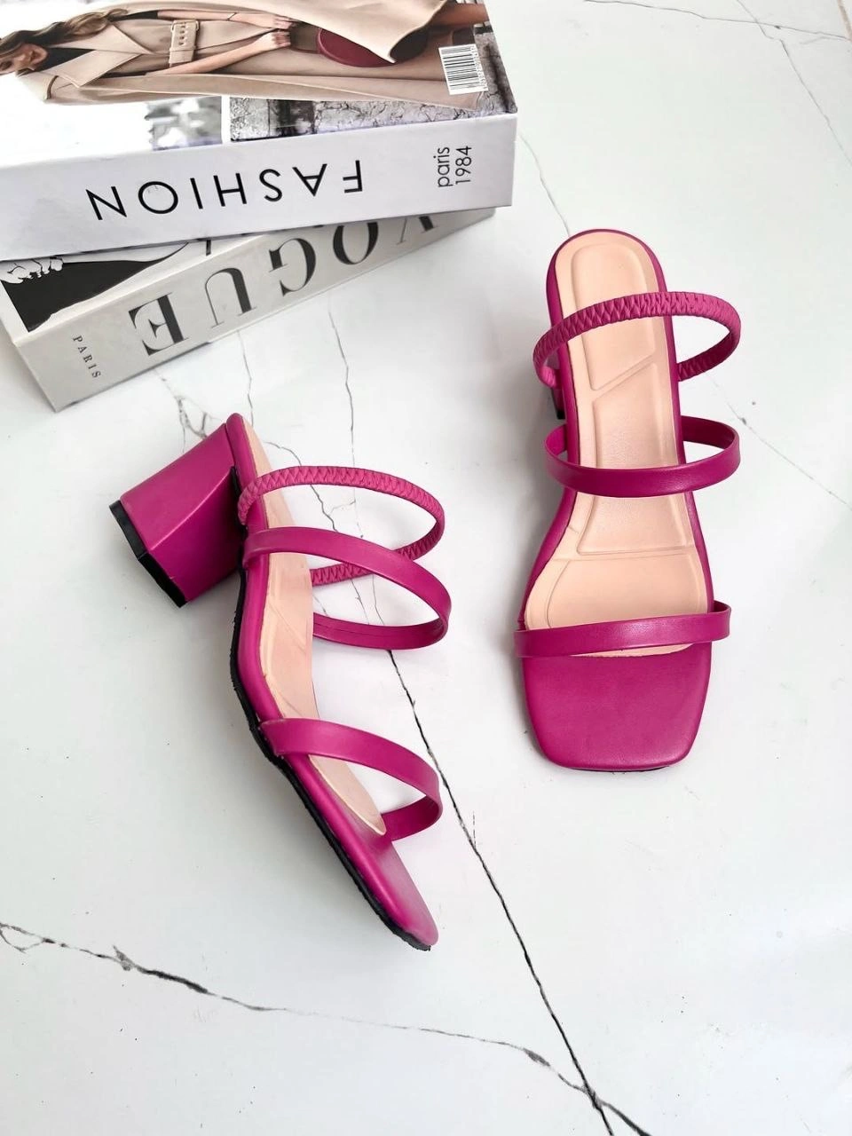 صندل چرم ، مدل کش دار پاشنه کوتاه