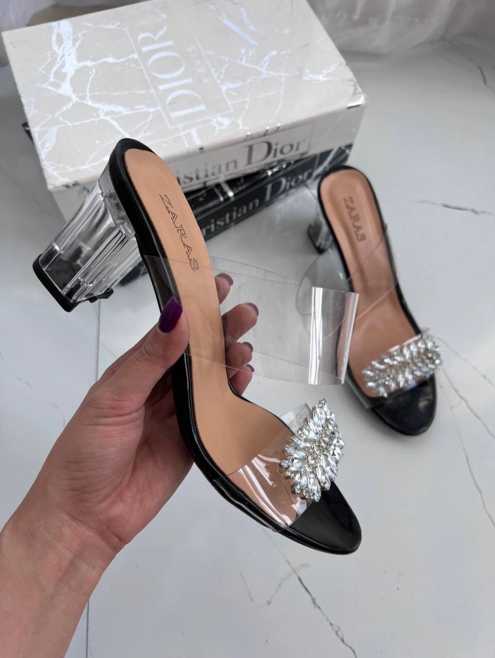 صندل طلقی ساده، مدل آلما