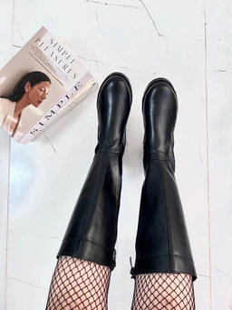 بوت مدیوم ، مدل پشت بندی