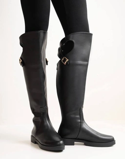 بوت ، مدل پشت سگک دار