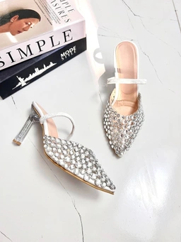 کفش طلقی، مدل دیار پاشنه بلند