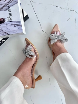 کفش نیم طلق ، پاشنه کوتاه 