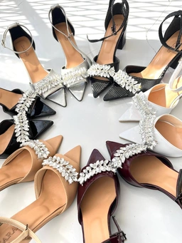 کفش جلوباز ، پاشنه بلند