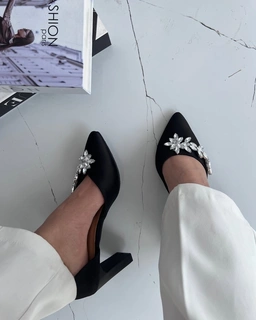 کفش طلقی نگین پروانه ، مدل جیران