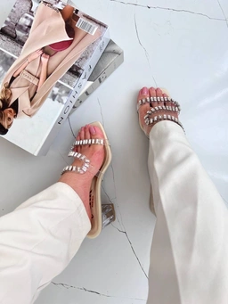 کفش گیپور ، مدل نیوا