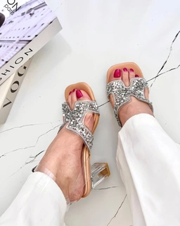 صندل طلقی، مدل روژان پاشنه بلند