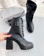 نیمبوت دخترانه ، مدل ورنا